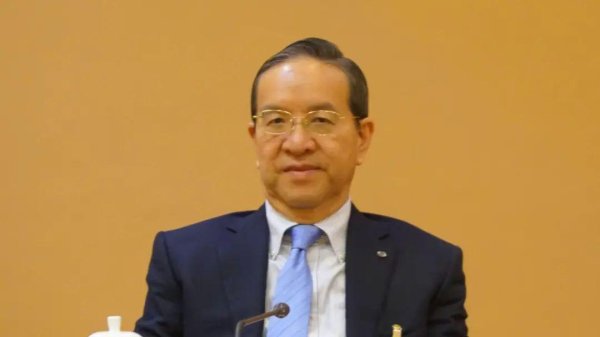 灵菲配资 贪婪腐化、恣意妄为，大搞权钱交易和家族式腐败，蒋超良被双开！